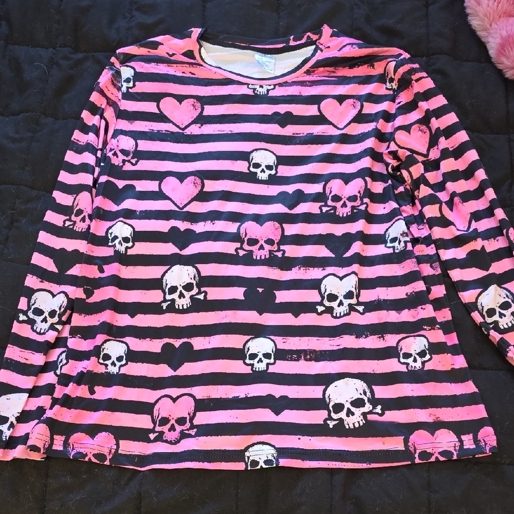 NWOT Pink and Black Skull and Heart Striped Top